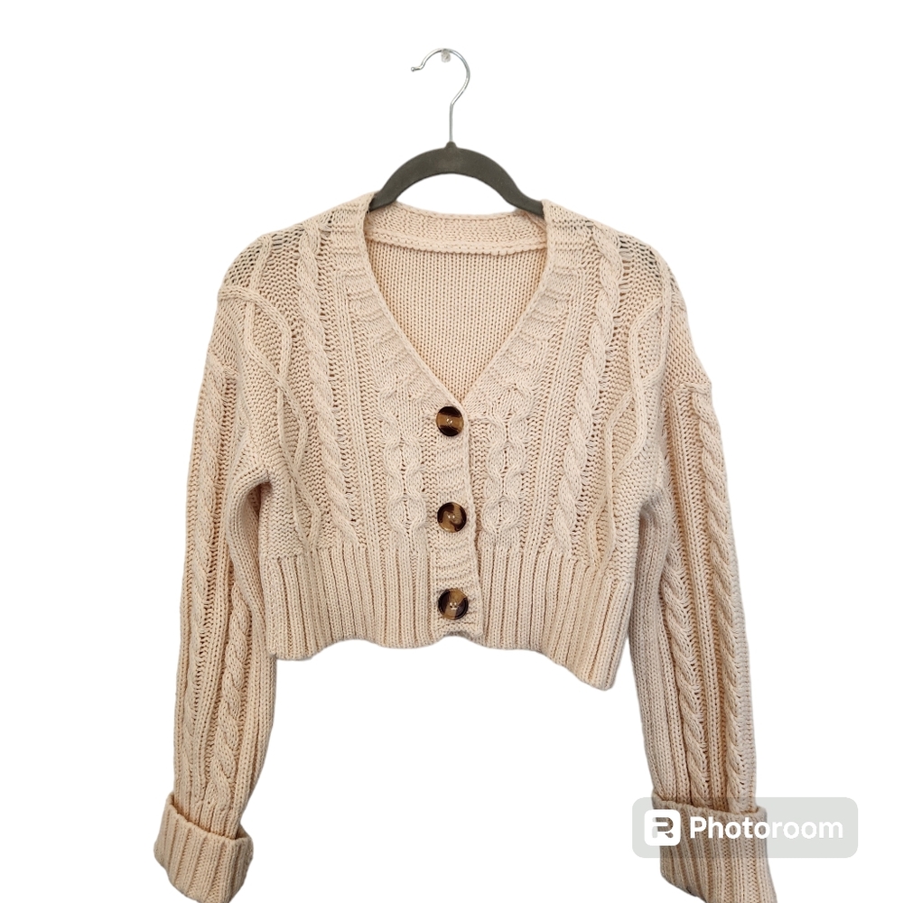 Chunky white sweater